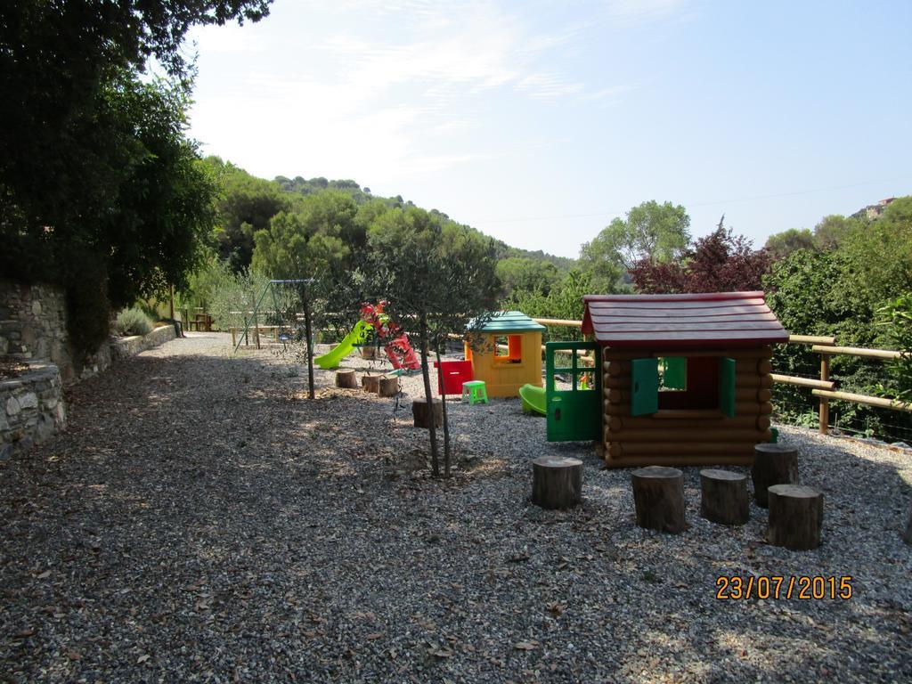 Agriturismo Rio Castello Marina dʼMarina dʼAndora 外观 照片